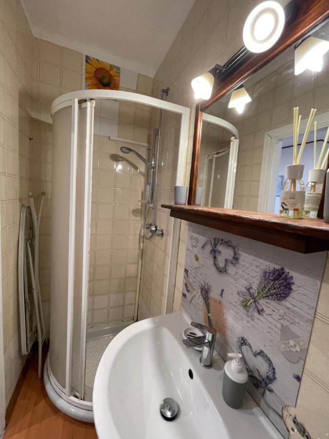 Casa Vacanze Nido Al Mare Sanremo Bagian luar foto