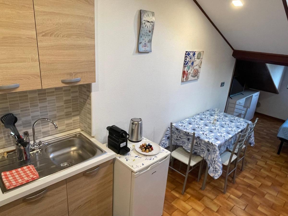Casa Vacanze Nido Al Mare Sanremo Bagian luar foto